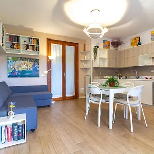 House Of Paintings By Tuscanywego